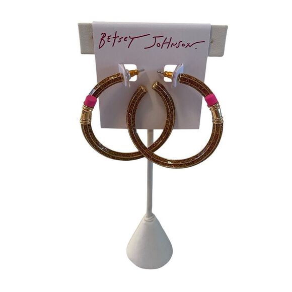 Betsey Johnson Glittery Gold Toned Pencil 3/4 Hoop Earrings. - Picture 1 of 6